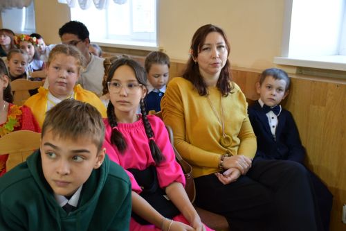3нче гимназиядә «Очей очарование» дип исемләнгән төбәгара әдәби бәйге