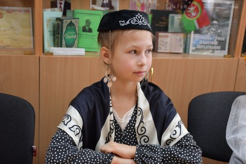 3нче гимназиядә «Очей очарование» дип исемләнгән төбәгара әдәби бәйге