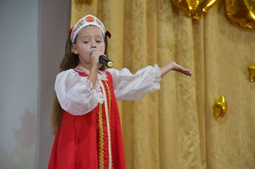 3нче гимназиядә «Очей очарование» дип исемләнгән төбәгара әдәби бәйге