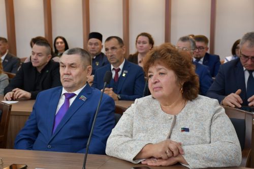 Яшел Үзән муниципаль районы Советы һәм Яшел Үзән шәһәре Советының бишенче чакырылыш сессиясе