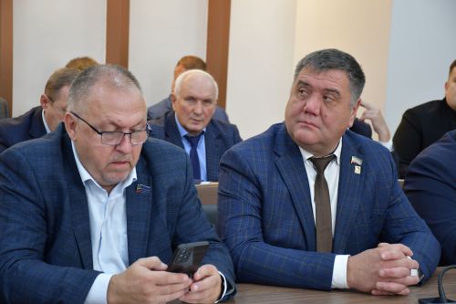 Яшел Үзән муниципаль районы Советы һәм Яшел Үзән шәһәре Советының бишенче чакырылыш сессиясе