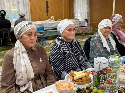 Күлбаш авылы мәчетендә Өлкәннәр көне