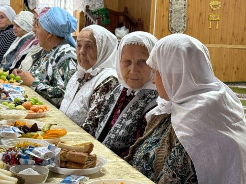 Күлбаш авылы мәчетендә Өлкәннәр көне