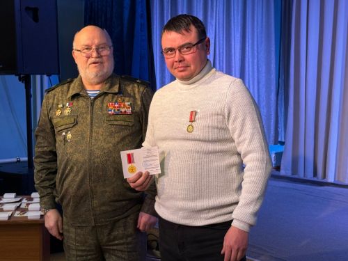 Махсус хәрби операциядә катнашучы егетләргә ярдәм кулы сузган волонтёрларны бүләкләү тантанасы