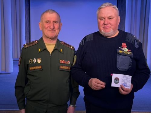 Махсус хәрби операциядә катнашучы егетләргә ярдәм кулы сузган волонтёрларны бүләкләү тантанасы