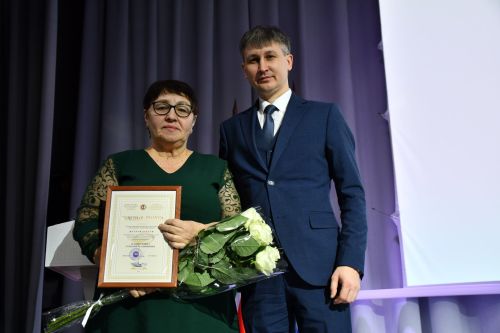 Район үзәк хастаханәсенең 2025 елгы  эшчәнлегенә йомгак сессиясе