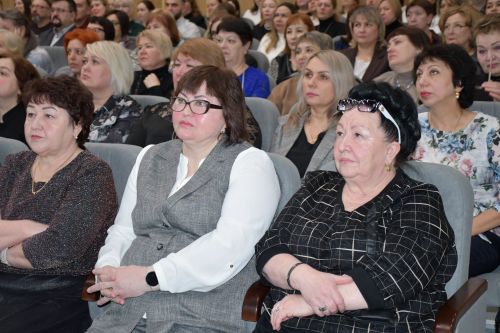 Район үзәк хастаханәсенең 2025 елгы  эшчәнлегенә йомгак сессиясе
