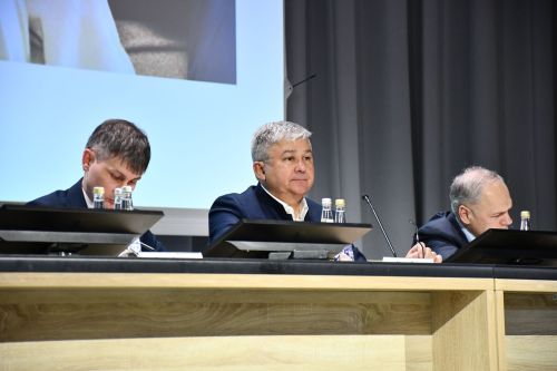 Район үзәк хастаханәсенең 2025 елгы  эшчәнлегенә йомгак сессиясе