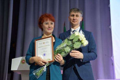 Район үзәк хастаханәсенең 2025 елгы  эшчәнлегенә йомгак сессиясе