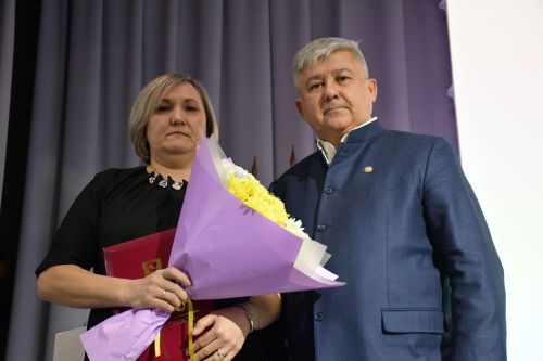 Район үзәк хастаханәсенең 2025 елгы  эшчәнлегенә йомгак сессиясе