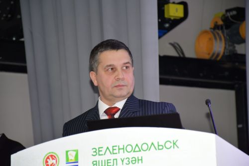 Район үзәк хастаханәсенең 2025 елгы  эшчәнлегенә йомгак сессиясе
