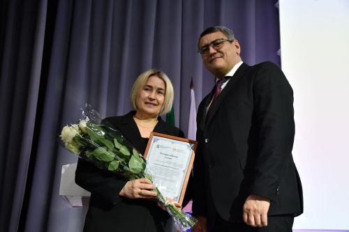 Район үзәк хастаханәсенең 2025 елгы  эшчәнлегенә йомгак сессиясе