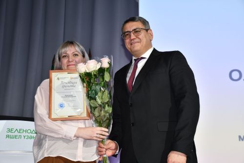 Район үзәк хастаханәсенең 2025 елгы  эшчәнлегенә йомгак сессиясе
