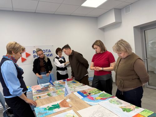 «Россиядә эш» кадрлар үзәгендә 23 февраль – Ватанны саклаучылар көне уңаеннан рәсемнәр бәйгесе
