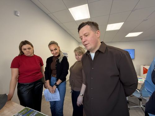 «Россиядә эш» кадрлар үзәгендә 23 февраль – Ватанны саклаучылар көне уңаеннан рәсемнәр бәйгесе