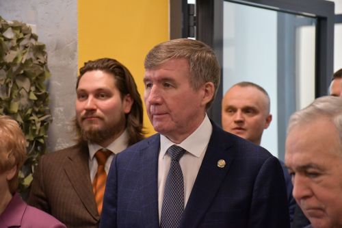 ЯҮМР бишенче чакырылыш VI сессиясе шәһәр Советының V сессиясе