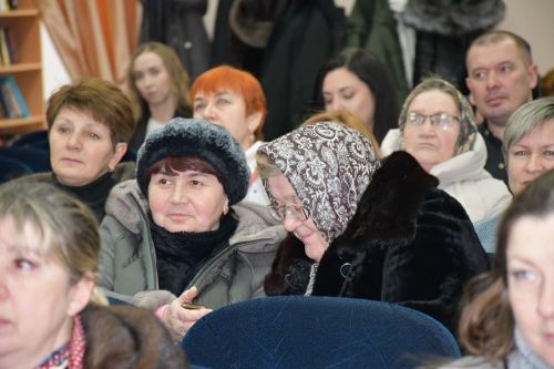 Олы Карагуҗа авылында хисап сессиясе