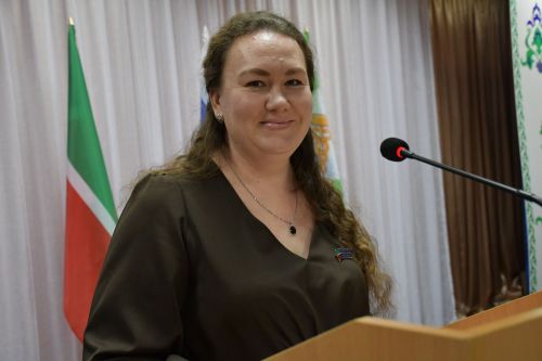 Олы Карагуҗа авылында хисап сессиясе