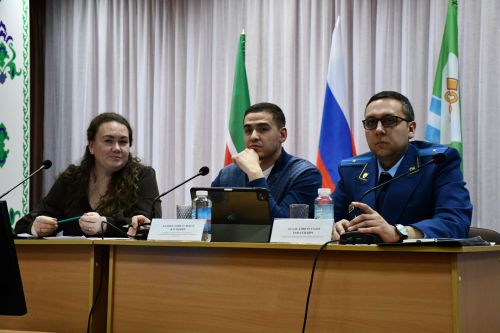 Олы Карагуҗа авылында хисап сессиясе