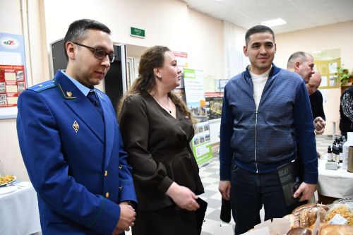 Олы Карагуҗа авылында хисап сессиясе