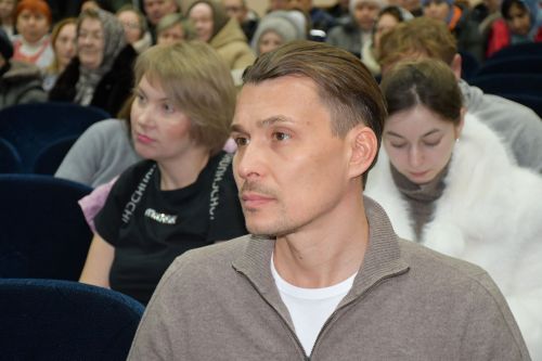 Олы Карагуҗа авылында хисап сессиясе