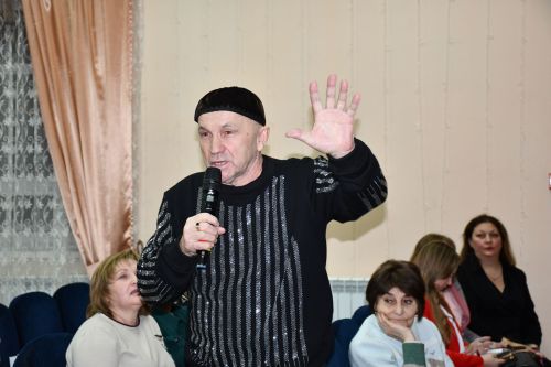 Олы Карагуҗа авылында хисап сессиясе