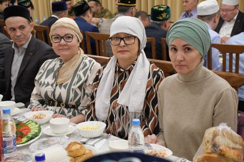 Ренат Мистахов ифтары