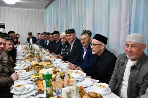 Бакырчы авылының «Суфия» мәчетендә ифтар мәҗлесе