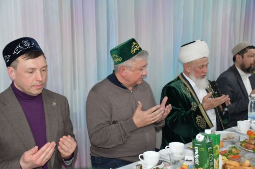 Бакырчы авылының «Суфия» мәчетендә ифтар мәҗлесе