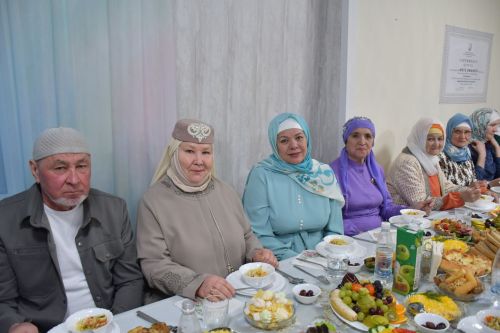 Бакырчы авылының «Суфия» мәчетендә ифтар мәҗлесе