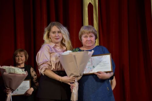 Яшел Үзәндә Мәдәният хезмәткәрләре көне билгеләп үтелә