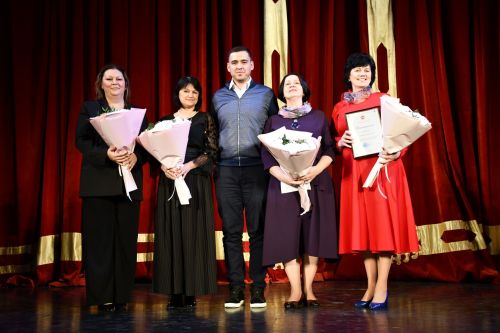 Яшел Үзәндә Мәдәният хезмәткәрләре көне билгеләп үтелә