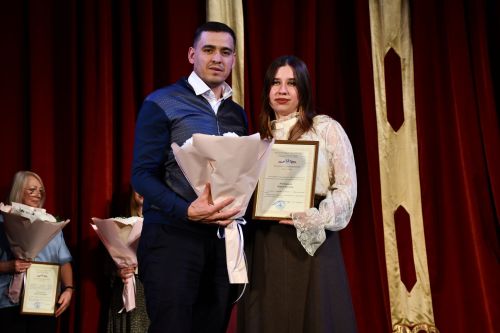 Яшел Үзәндә Мәдәният хезмәткәрләре көне билгеләп үтелә