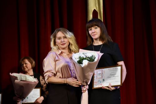 Яшел Үзәндә Мәдәният хезмәткәрләре көне билгеләп үтелә