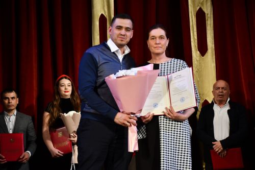 Яшел Үзәндә Мәдәният хезмәткәрләре көне билгеләп үтелә