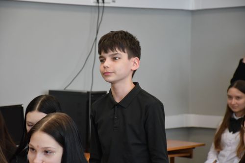 Норлат урта мәктәбендә ТР Дәүләт Советы депутаты, "Ак Барс" Суднолар төзү корпорациясе" генераль директоры Ренат Мистахов катнашында парламент дәресе