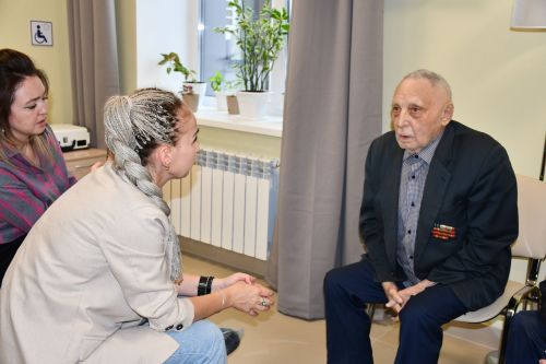 "Игелек йорты"нда кунакта