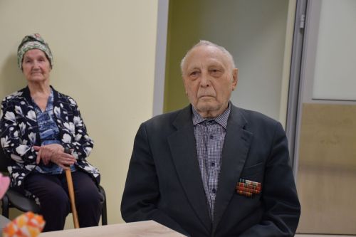 "Игелек йорты"нда кунакта