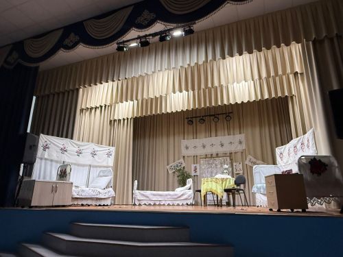 Гөлшат Мөхәммәтшина әсәре буенча куелган «Пар аккош» спектакле
