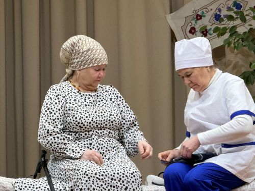 Гөлшат Мөхәммәтшина әсәре буенча куелган «Пар аккош» спектакле