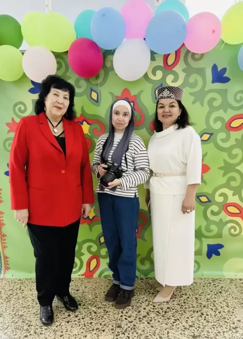 «Чәчәкләр китерегез Тукайга...» регионара шигырь уку бәйгесе
