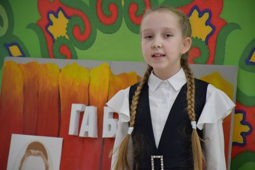 «Чәчәкләр китерегез Тукайга...» регионара шигырь уку бәйгесе