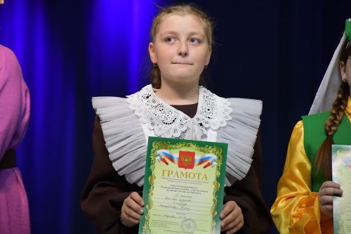 «Чәчәкләр китерегез Тукайга...» регионара шигырь уку бәйгесе
