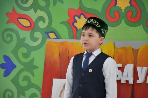 «Чәчәкләр китерегез Тукайга...» регионара шигырь уку бәйгесе