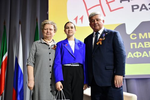 Яшел Үзәннең мәдәни үсеш үзәгендә «Зурларча аралашу» проекты кысаларында бик истәлекле очрашу