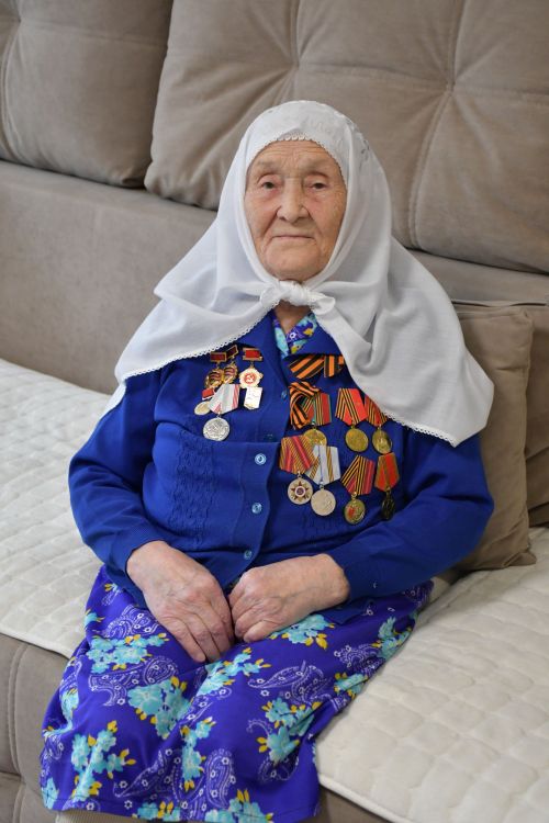 Тыл ветераннары белән очрашу