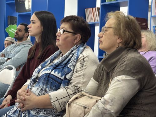 Үзәк балалар китапханәсендә "Иман нуры" дигән түгәрәк өстәл