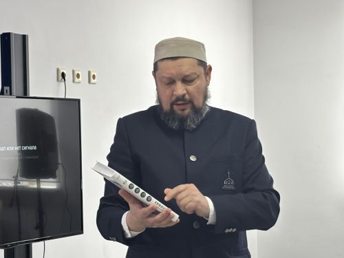 Үзәк балалар китапханәсендә "Иман нуры" дигән түгәрәк өстәл