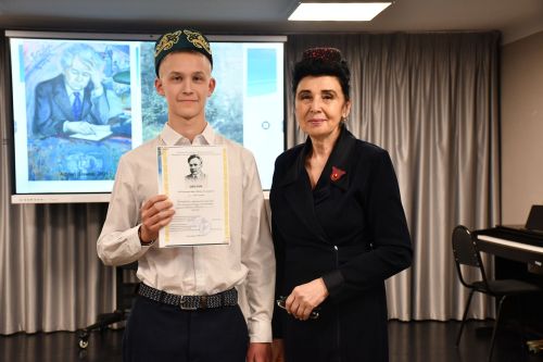 5нче гимназиядә VII төбәкара Афзал Шамов укулары
