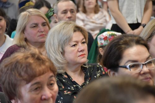 5нче гимназиядә VII төбәкара Афзал Шамов укулары